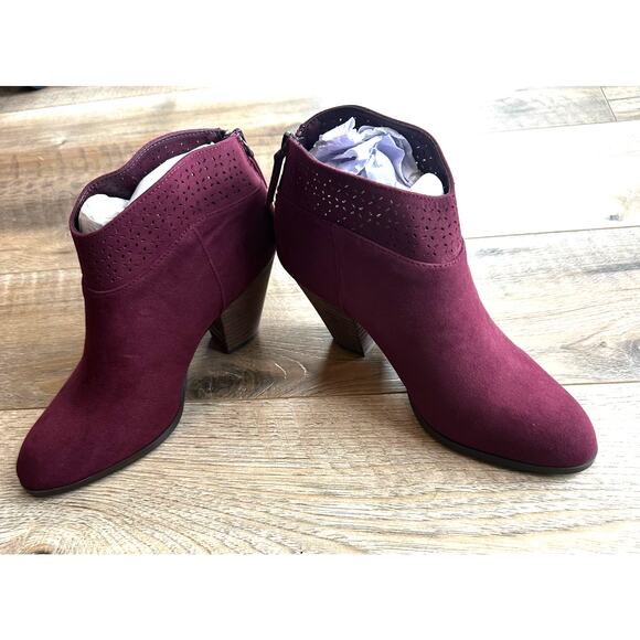 Violet & Red Jackson Lazer Cut Topline Bootie Burgundy 7 - Picture 6 of 6